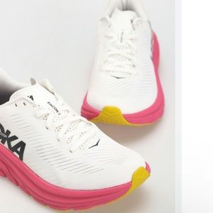 HOKA RINCON 3 Running shoes womens size 9.5 blanc de blanc eggnog